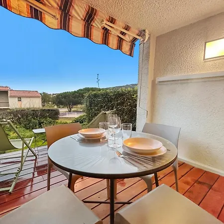 Bleu Azur T2, 4p, Pk, Ac, Piscine Terrasse, * Roquebrune-sur-Argens